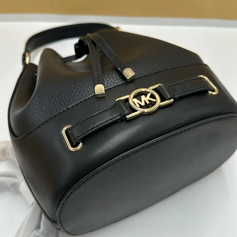 MICHAEL KORS  Reed Medium Pebbled Leather Bucket Bag Black NWT
